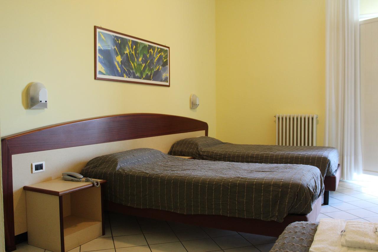 Albergo Sirena Bazzano Exteriér fotografie