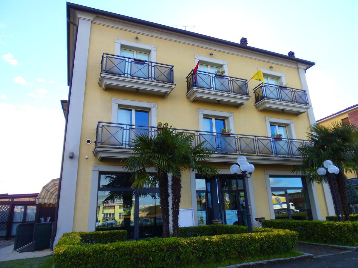 Albergo Sirena Bazzano Exteriér fotografie